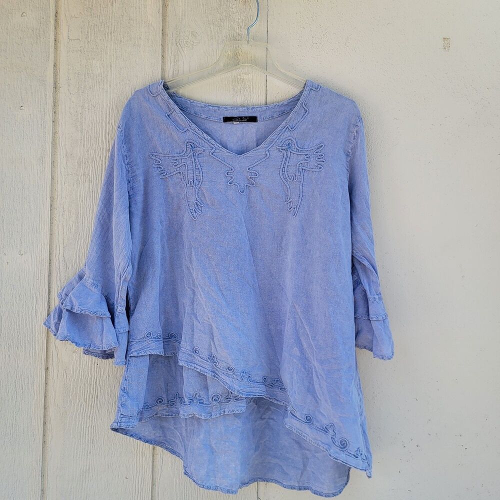 Giocam chambray embroidered top blue sz XL boho coastal